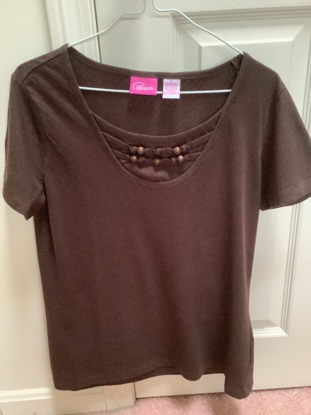 Pappagallo brown top with beads. Size small